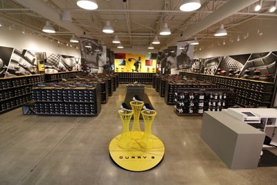 disney springs under armour store